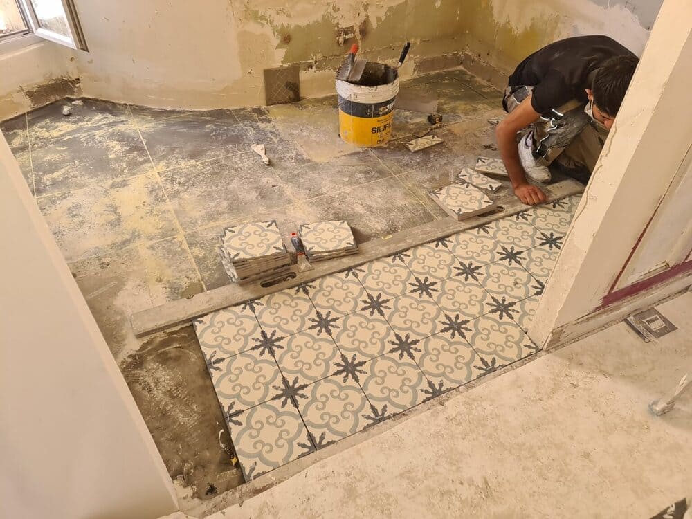 Pose de carrelage de votre artisan spécialisé en rénovation